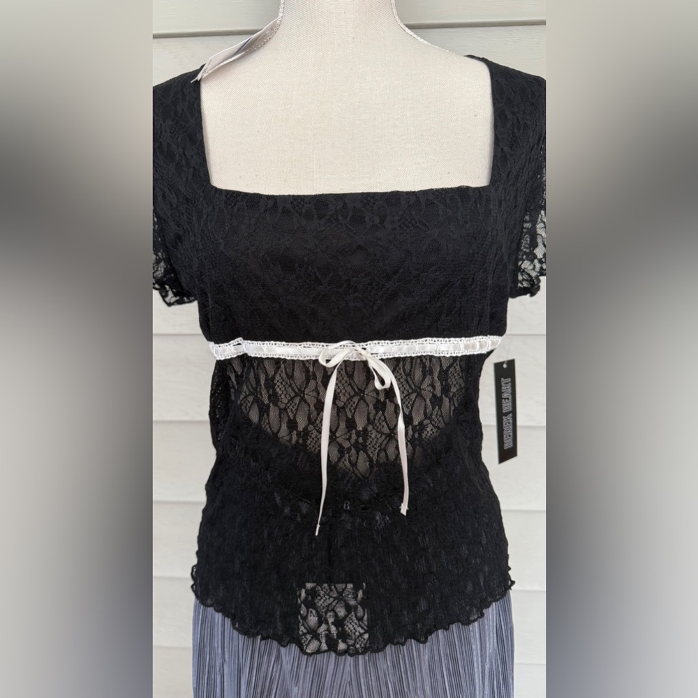 Black Lace square neck short sleeve with White Ribbon Detail